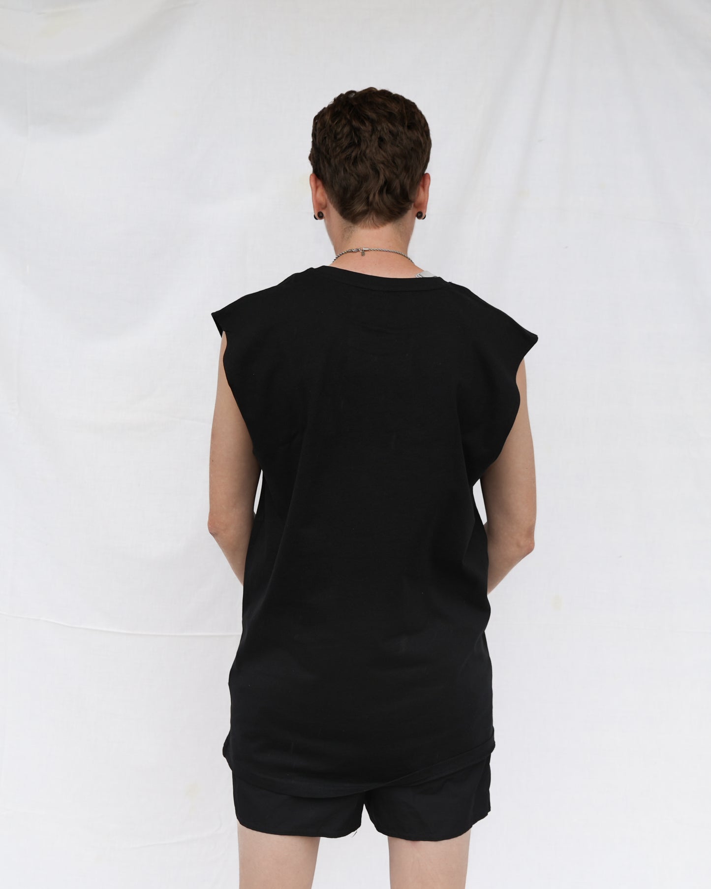 Sleeveless Tee - Black NEW